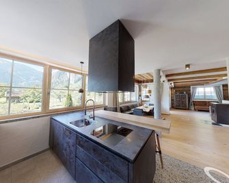 Appartements 'Da Zillertaler und die Geigerin' - Mayrhofen - Keittiö