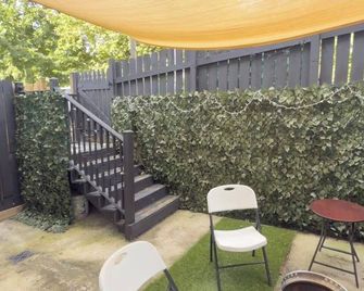 Wonderful 3-bedroom townhome in Washington, DC - Washington D. C. - Patio