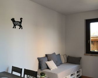 Residence Il Gatto e la Luna - Appartamento Luna - Civitanova Marche - Living room