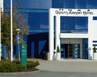 Quality Hotel Stavanger Airport - Sola - Building