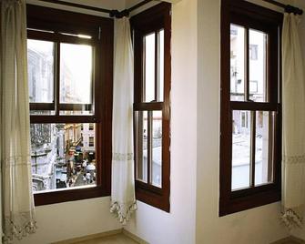 Galata Life Istanbul - Istanbul - Balcony