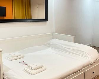 Apartamento Dormitorio+ Salón y Cocina, Balcón, en Arganda del Rey, Madrid - Arganda del Rey - Schlafzimmer