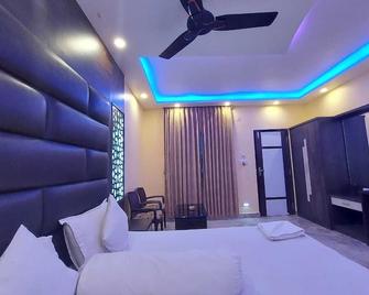 Rajani Residency - Mandarmani - Bedroom