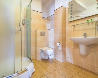 Pod Ratuszem - Rzeszów - Bad