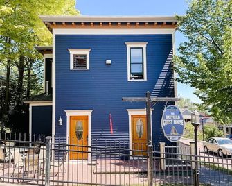 Huron Suite @ The Bayfield Guest House, Bayfield - Bayfield - Edificio