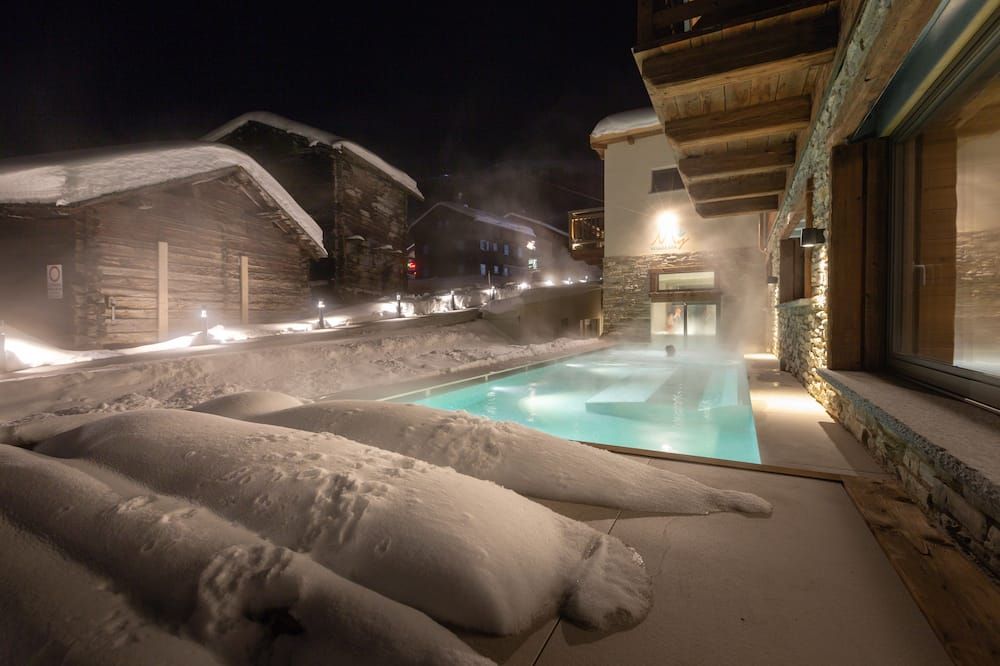 مونت شاليه نيفادا - هوتل آند سبا