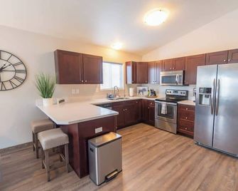 Private Home, Full Kitchen, Laundry & Wi-Fi! - Wasilla - Kuchyň