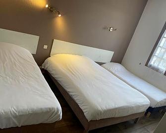 Hotel Restaurant L'Escale - Sainte-Nathalène - Habitación