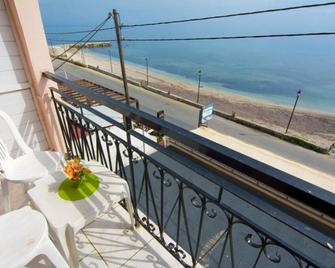 Riviera Beach Hotel - Benitses - Balcone