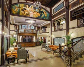 The Golden Palms Hotel & Spa - Mussoorie - Lobby