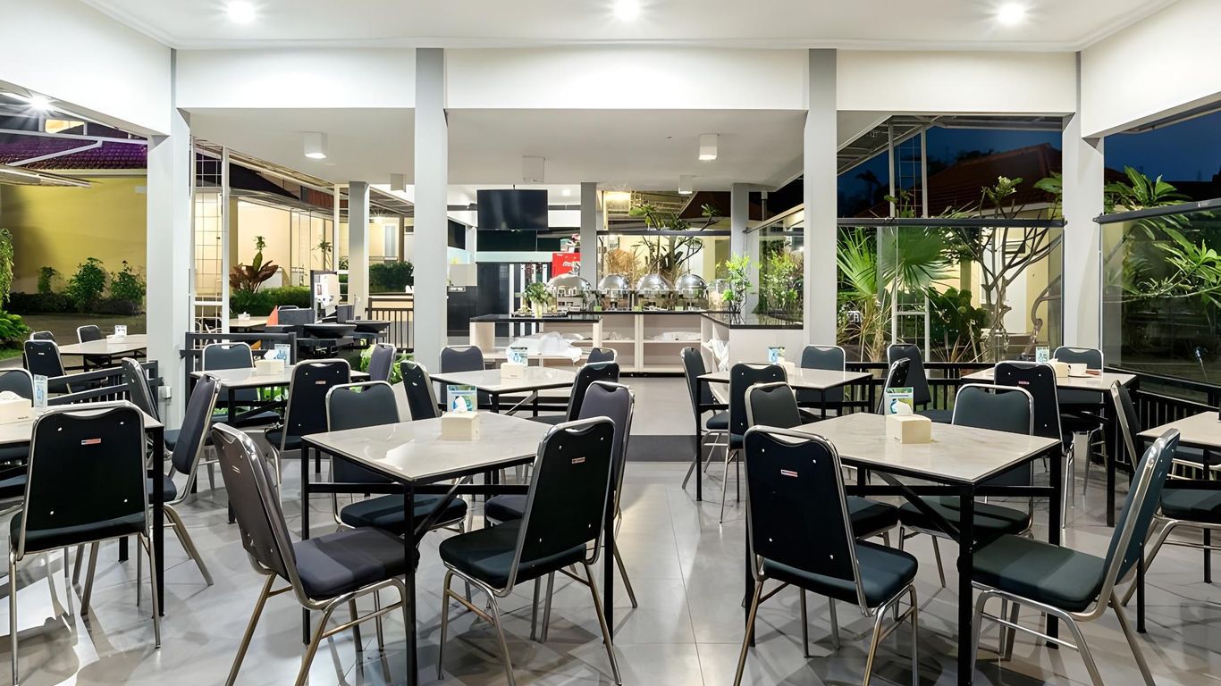 Riverstone Hotel And Cottage