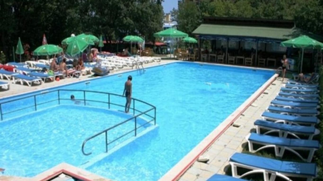 Sunny Varshava Hotel