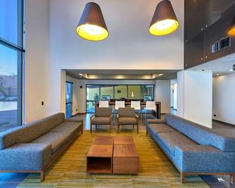 City Express by Marriott Matamoros - Matamoros - Living room