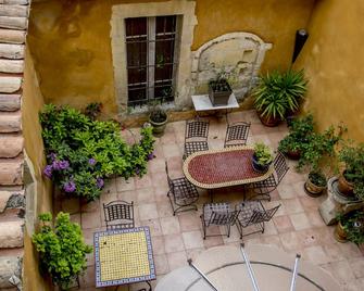 Hôtel du Musée - Arlés - Patio