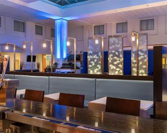 Embassy Suites by Hilton Boston at Logan Airport - Boston - Bar