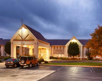 Best Western Plus Gas City - Gas City - Edificio