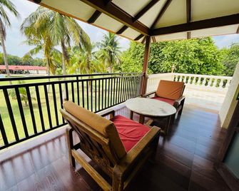 Mahesana/Shankus Water Park & Resort - Mahesāna - Balcon