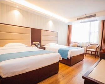 Yongchun Hotel - Zhuhai - Bedroom