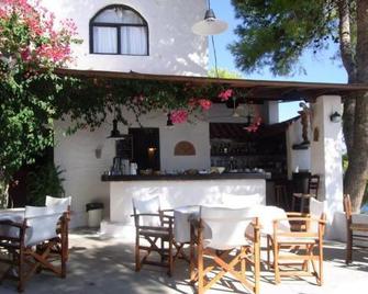 Agistri Club Hotel - Skala - Bar