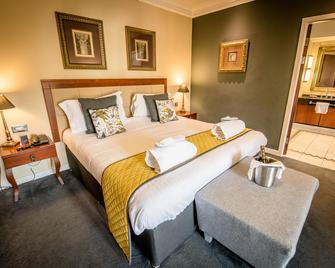 Wild Pheasant Hotel & Spa - Llangollen - Bedroom