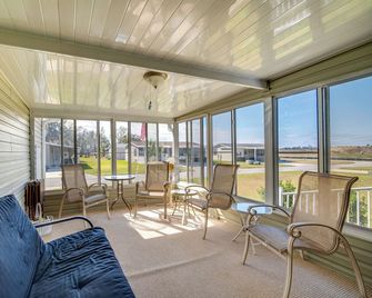 Near Golf and Dining Wildwood Vacation Rental! - Wildwood - Balcony