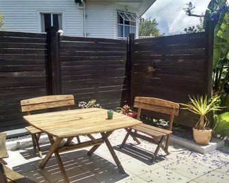 Kiwi Heritage Homestay - Auckland - Patio