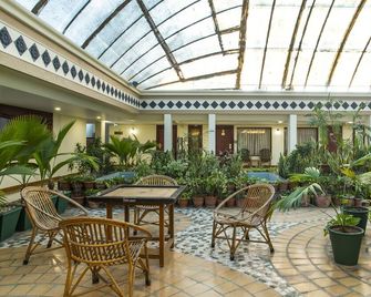 The Grand Regency - Rajkot - Lobby