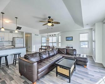 Wildwood Condo Walk to Beach and Water Parks! - Wildwood