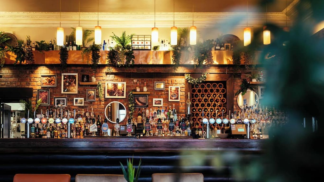 The Duke of Edinburgh Hotel & Bar