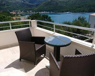 Guest House Pavkovic - Slano - Balcón