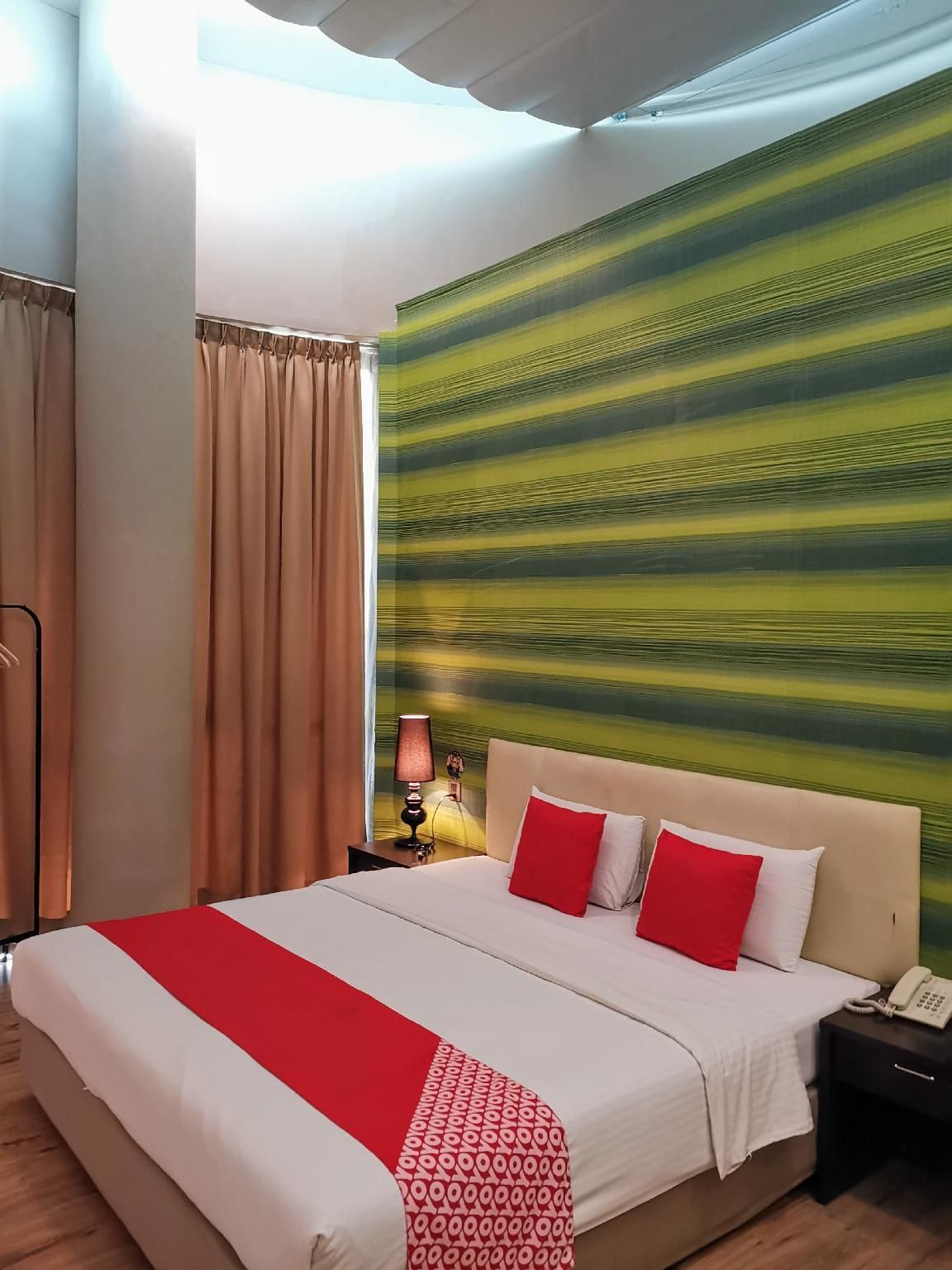 آي - هوتل كوتا دامانسارا