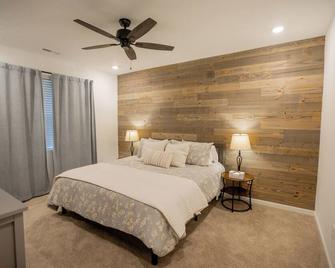 Home Away From Home - Greenwood - Bedroom