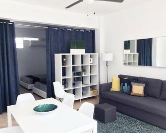 Boulevard 104 - Mayagüez - Sala de estar