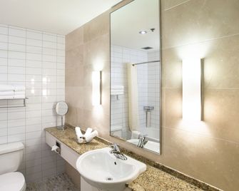 Le Square Phillips Hotel & Suites - Montreal - Łazienka
