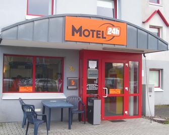 Motel 24h Berlin - Genshagen - Будівля