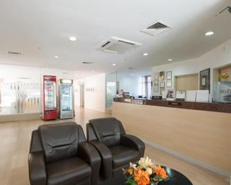 Coliwoo Hotel Pasir Panjang - Coliving - Singapur - Recepción