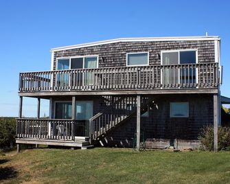 Cape View Motel - North Truro - Building