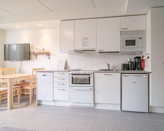 Starveil Studio 207 by Aavalevi - Levi - Kuchnia