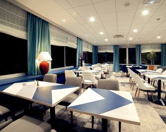 Hôtel Mercure Macon Bord de Saone - Mâcon - Restaurante