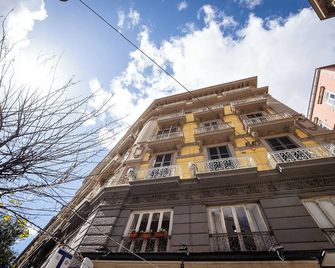 رويال آرت هاوس إتش دومو باي كلابا جروب ديسلوكيتيد هوسبيتاليتي - نابليس - مبنى