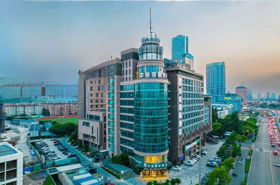 Zhong Ting Rezen Hotel - Nantong - Edifício
