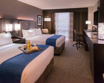 Radisson Hotel St Louis Downtown Convention Center - סנט לואיס - חדר שינה