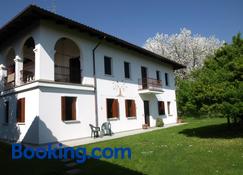 B&B Castellani - Fanna - Edificio