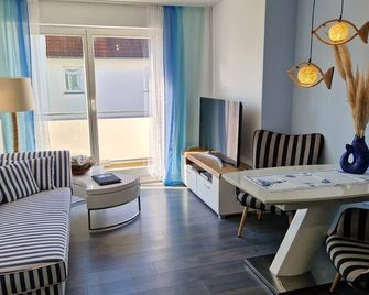 Uhlenhuus - Schöller Gm 69765 - Graal-Müritz - Obývací pokoj