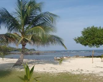 Spectacular Ecocabana in a natural setting - Puerto Limón - Playa