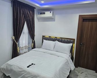 Bimsy's Place - Abuja - Bedroom