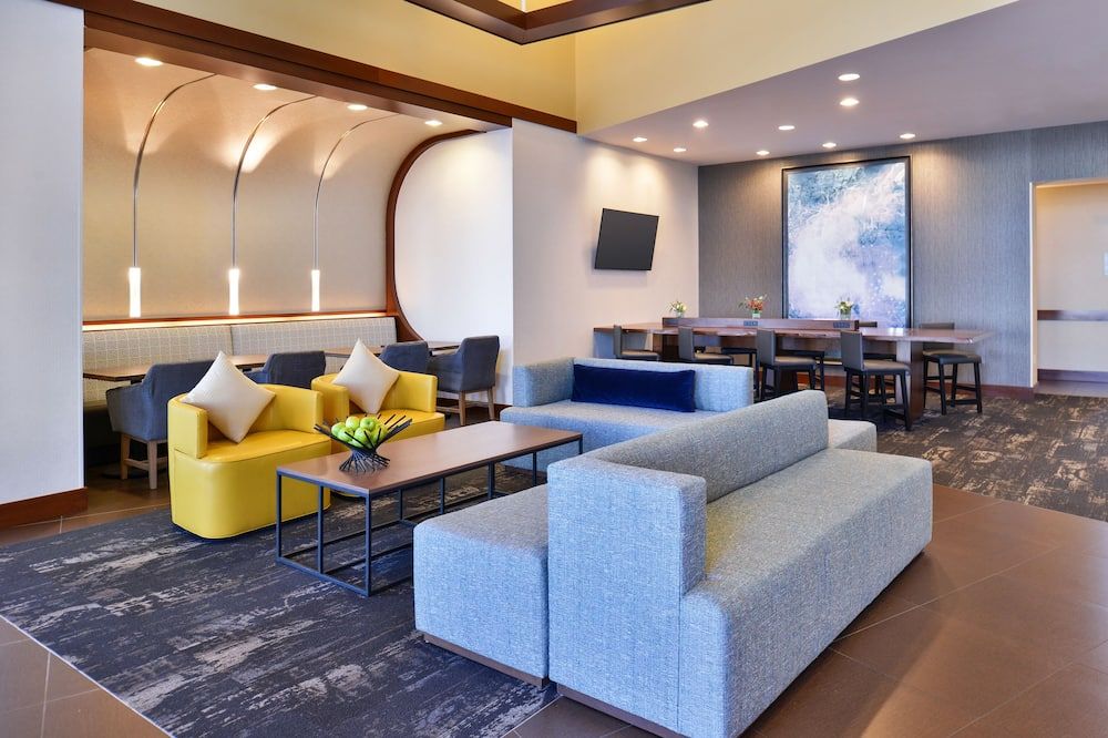 حياة بليس جاردن سيتي