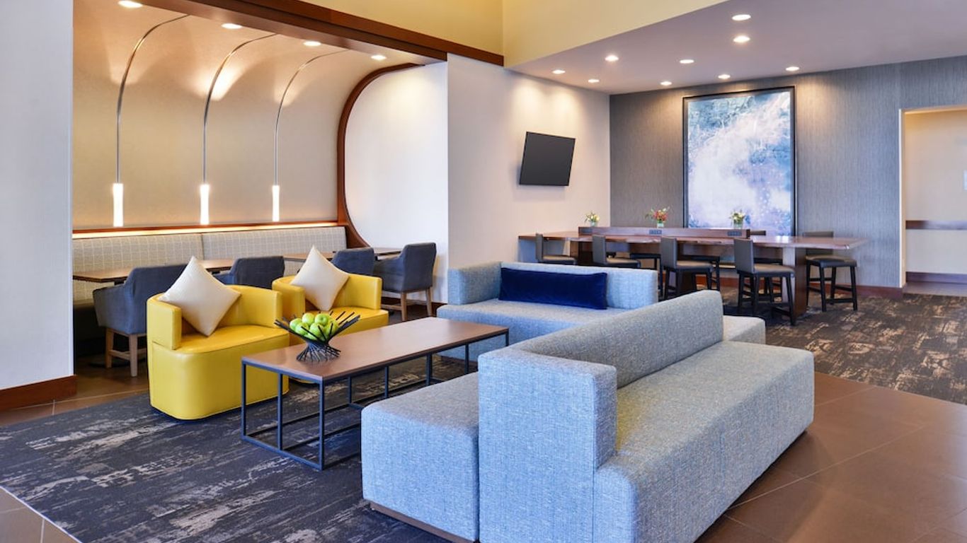 حياة بليس جاردن سيتي