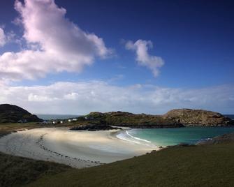 North Coast 500 Pods - Achmelvich - Beach