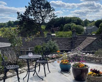 Newly modernised Cottage in Tideswell in Peak District - Tideswell - Patio